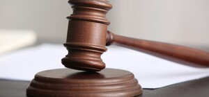 В Днепре будут судить чиновника медучреждения из-за закупок с почти 2 млн грн убытков