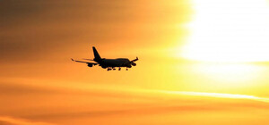 Запорожская блоггерша застряла на Шри-Ланке из-за закрытия неба над Ближним Востоком: что известно