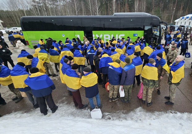 Знову вдома: з полону повернули майже десяток захисників України з Одещини