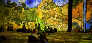 Путешествие во вселенную Ван Гога: в Киеве на ВДНГ открывается международная имерсивная выставка