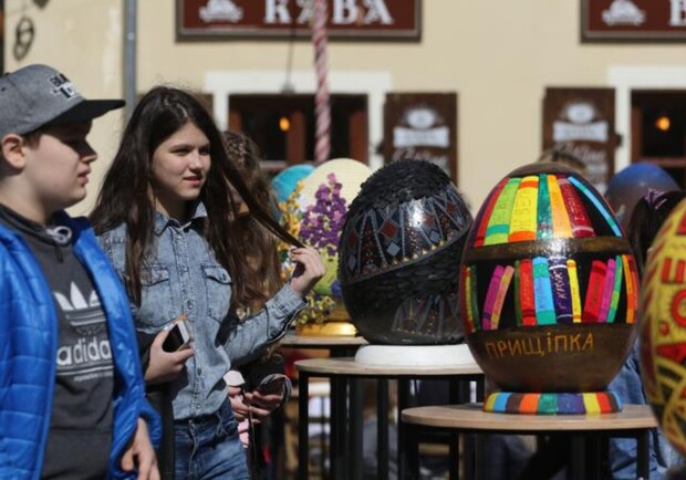 У населених пунктах Львівської громади встановлять «писанки єдності»