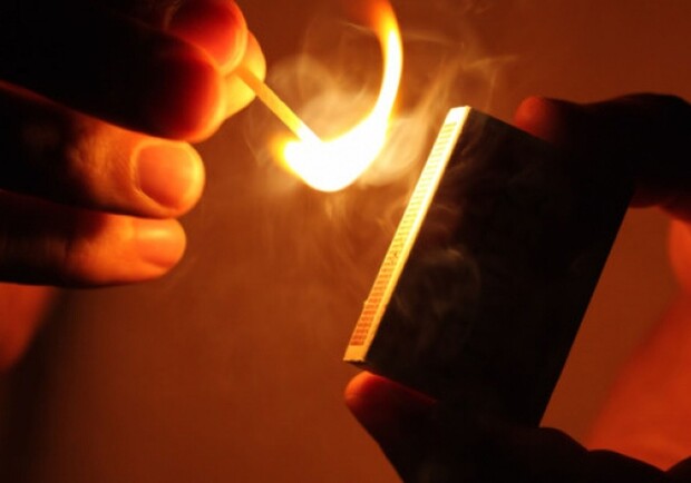 Підпалив відділення «Укрпошти» під час побачення: У Львові судили чоловіка