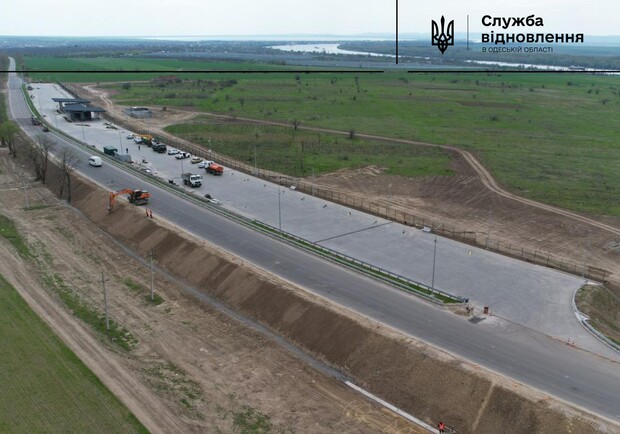 Біля пункту пропуску Рені на Одещині будують сучасний майданчик для розвантаження міжнародної траси