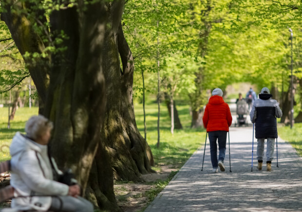 Безкоштовно: Скандинавська ходьба для львів'ян 60+. Як долучитися