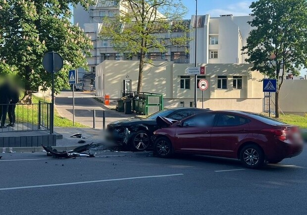 В ДТП біля дитячої лікарні у Львові постраждала 13-річна дівчинка