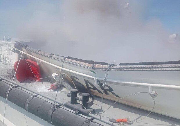 РФ атакувала пошуково-рятувальні судна в Чорному морі: зазнали поранень люди