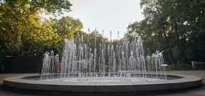 На ВДНГ після реставрації відкрили історичний фонтан біля Терапевтичного саду