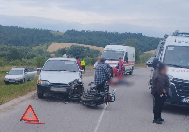 У ДТП біля Жовкви загинув 25-річний пасажир мотоцикла