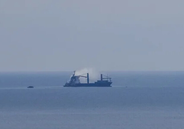 Подвійний удар РФ по судну в Чорному морі: є зниклі безвісти та постраждалі