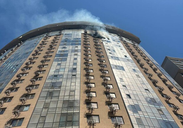 РФ завдала удару по багатоповерхівці в Одесі: постраждали люди