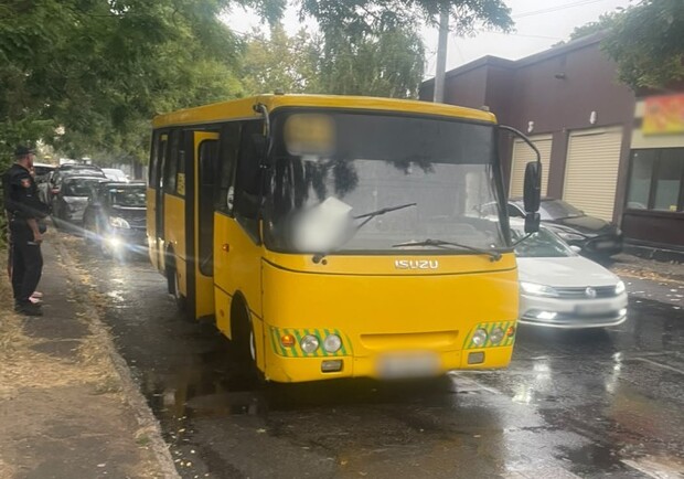В Одесі маршрутка збила чоловіка: подробиці ДТП