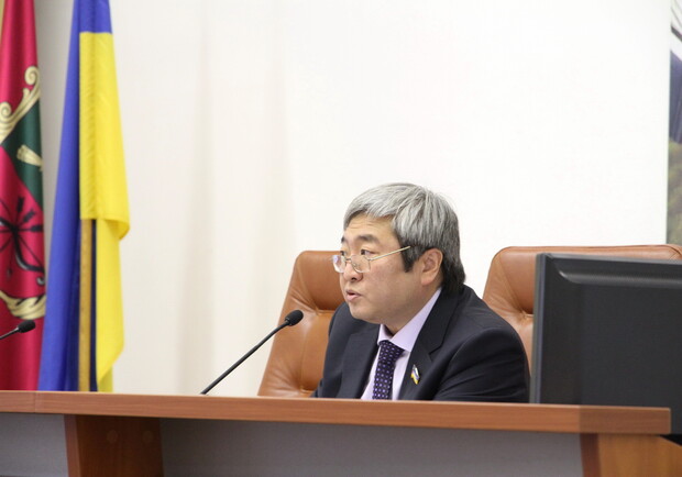 Александр Син рассказал, что за неделю функционирования рабочей группы город сэкономил на строительстве мостов уже три миллиона гривен. Фото Vgorode.ua.