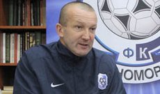 Роман Григорчук переманивает запорожских футболистов в Одессу. Фото ukrfootball.in.ua.