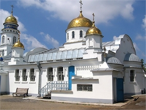Из-за неполадки незначительно пострадала крыша здания.
Фото kp.ua 