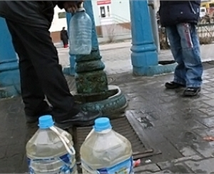 Платить за воду из бюветов киевлянам не придется. Фото с сайта kp.ua.