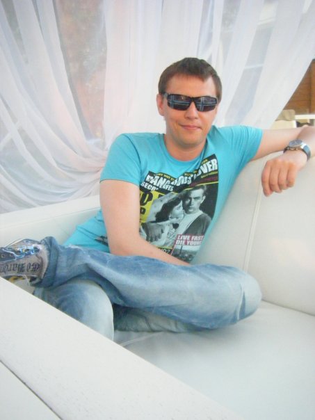 Стали известны подробности избиения девушки, которое совершил, предположительно, Егор Пеклушенко. Фото с личной страницы Егора на vkontakte.
