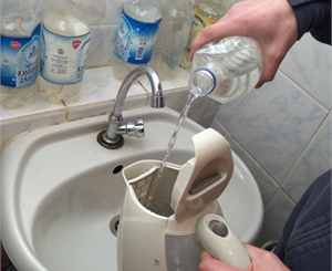 Горячая вода киевлянам только снится... Фото Максима Люкова