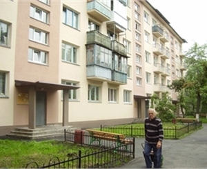 40% подъездов уже как новенькие! Фото Дениса Гонтаря.