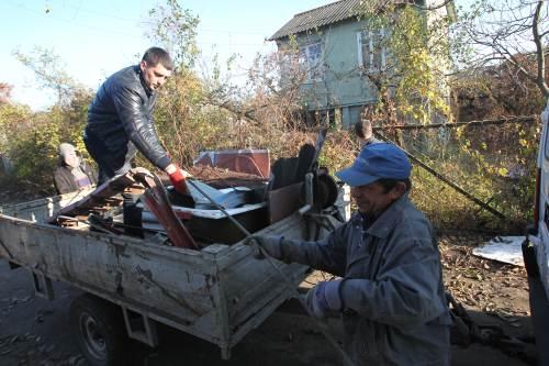 По версии КГГА, все вопросы с жителями Русановских садов решили уже давно. Фото Максима Люкова. 