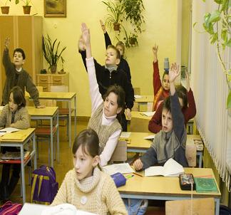 Школьники будут учиться по субботам. Фото с сайта school97.my1.ru