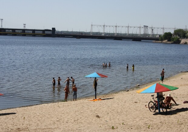 Парень едва не утонул. Фото vgorode.ua