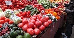 В пятницу и субботу не упустите свой шанс сэкономить на продуктах. Фото Максима Люкова