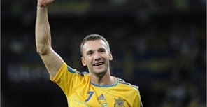 Поздравляем счастливого папу! Фото с сайта football.ua