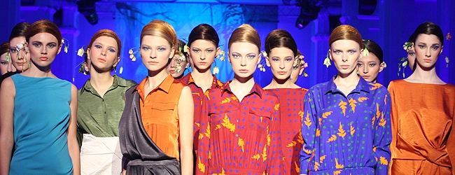 Киевлян приглашают ознакомиться с модными тенденциями. Фото: fashionweek.ua