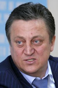 Игорь Лысов считает, что в Киеве необходимо ускорить темпы приватизации общежитий. Фото пресс-службы политика 