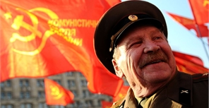За митингом коммунистов будет тщательно следить ВО "Свобода". Фото Артема Пастуха