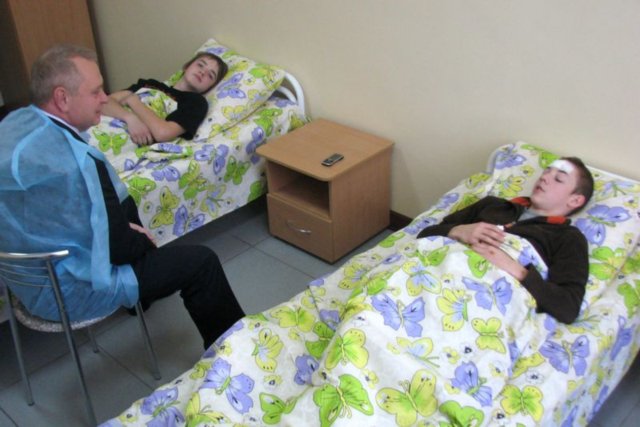 Взрывников в больнице проведал губернатор