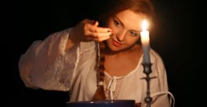 Рождественские гадания считаются самыми правдивыми. Фото с сайта wommix.ru