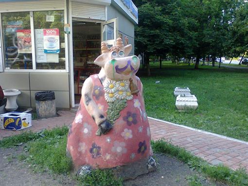 Единственное, что слегка портит прелести Буренки – художества вандалов
Фото:kp.ua