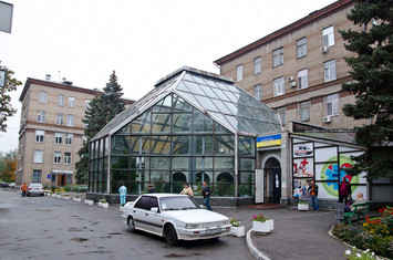 5 горбольница, куда доставили пострадавших после ДТП. Фото - http://z-city.com.ua/