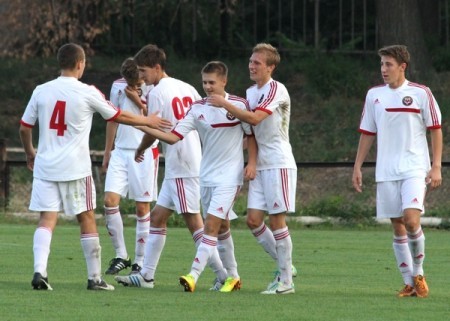 Фото: fcmetalurg.com