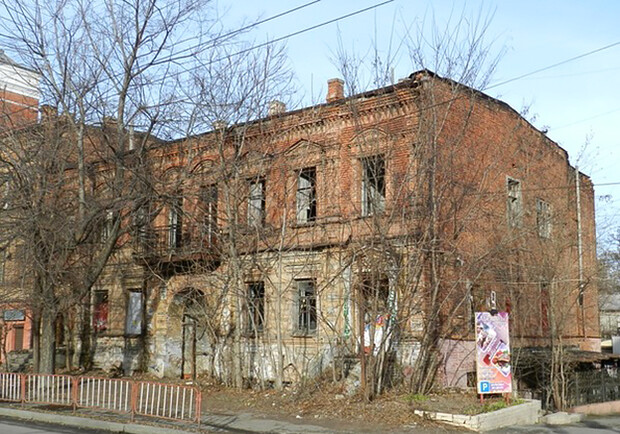 Стоковые фотографии по запросу Old soviet building