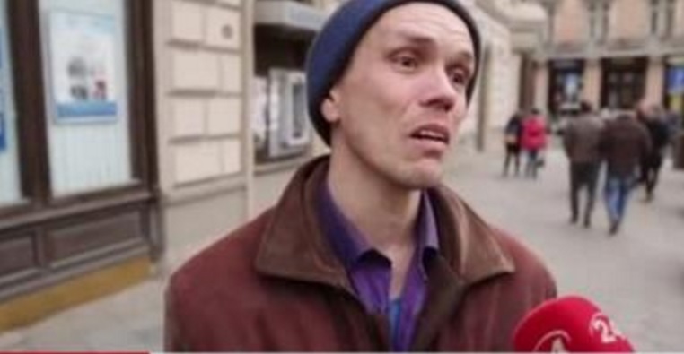 скріншот з відео