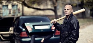 Человек, который сбил женщину и уничтожил ее продукты в Днепре, оказался депутатом