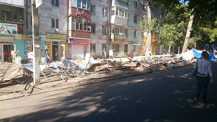 Na Bogdana Hmelnickogo Snesli Nezakonnyj Rynok Dnepr Vgorode Ua