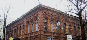 Шоколадный домик и Липки