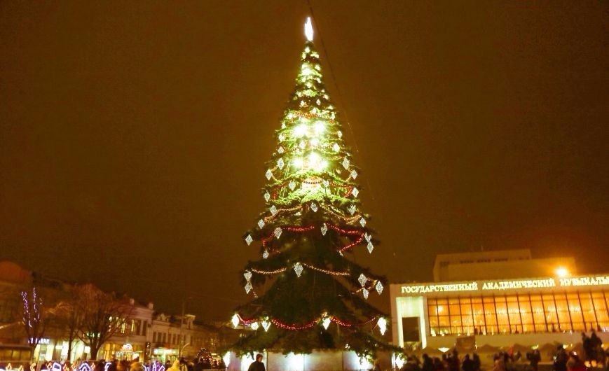 Сколько Стоят Новогодние Елки В Симферополе Сколько Стоят Новогодние Елки В Симферополе