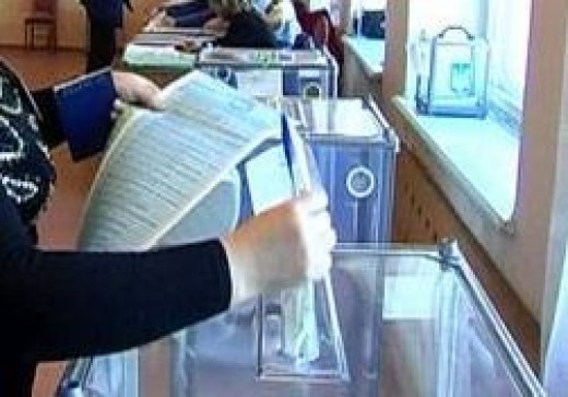 Сотрудники аппарата исполнительного комитета мэрии проверили избирательные участки.
Фото e-crimea.info