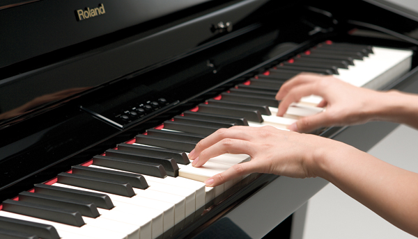 Запорожье ждет вечер классической музыки
Фото http://www.rolandmusic.ru/