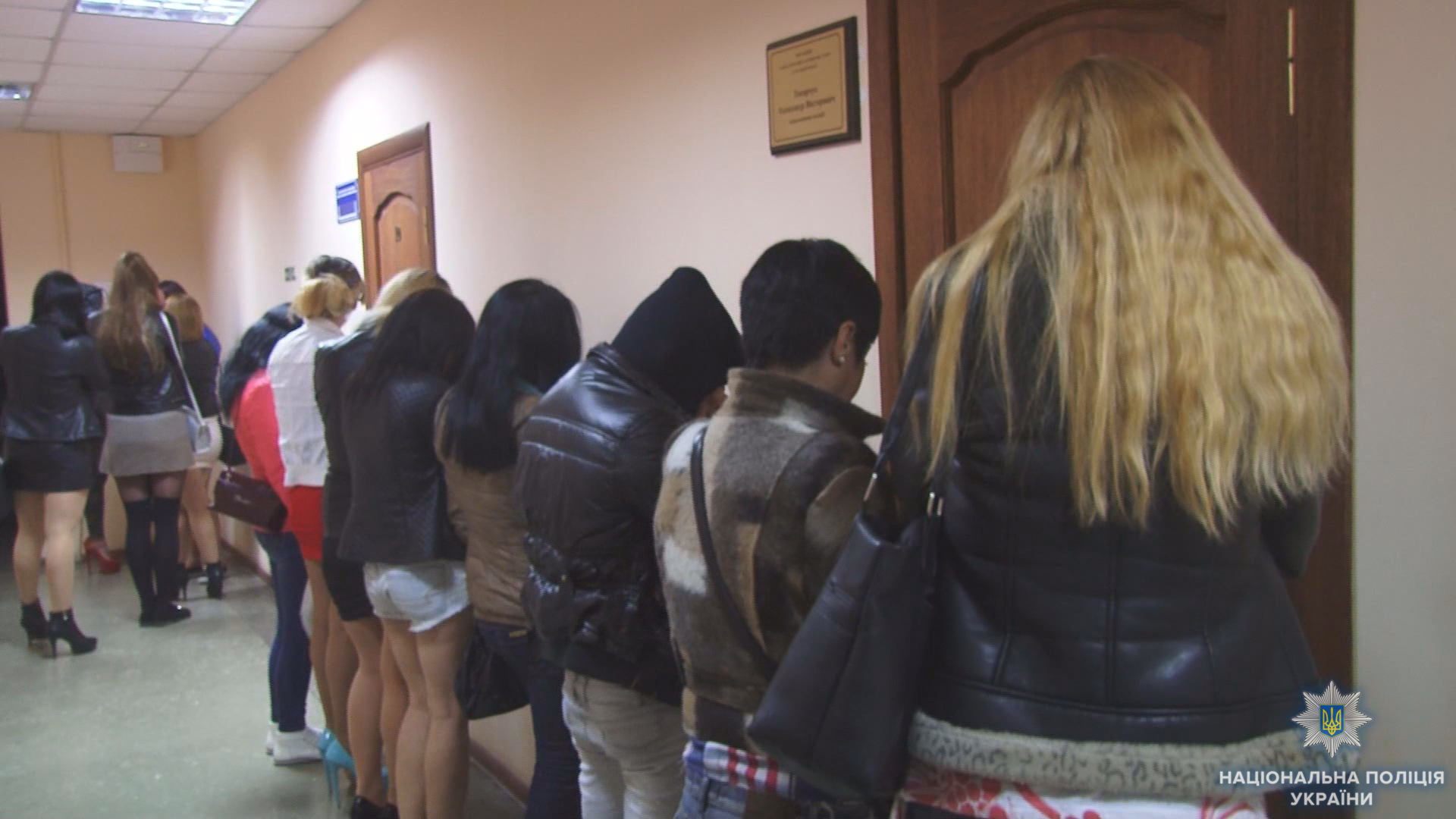 Почти проституток задержали в одном из районов Алматы. ФОТО