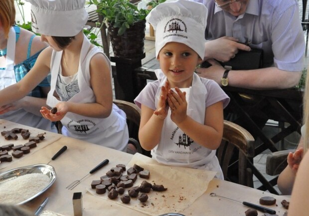 VIP шоколадный мастер-класс в Киеве ✔️ Купить в подарок или забронировать для себя — bodo