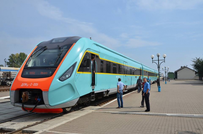 Львівщиною курсуватимуть новенькі дизель-потяги 