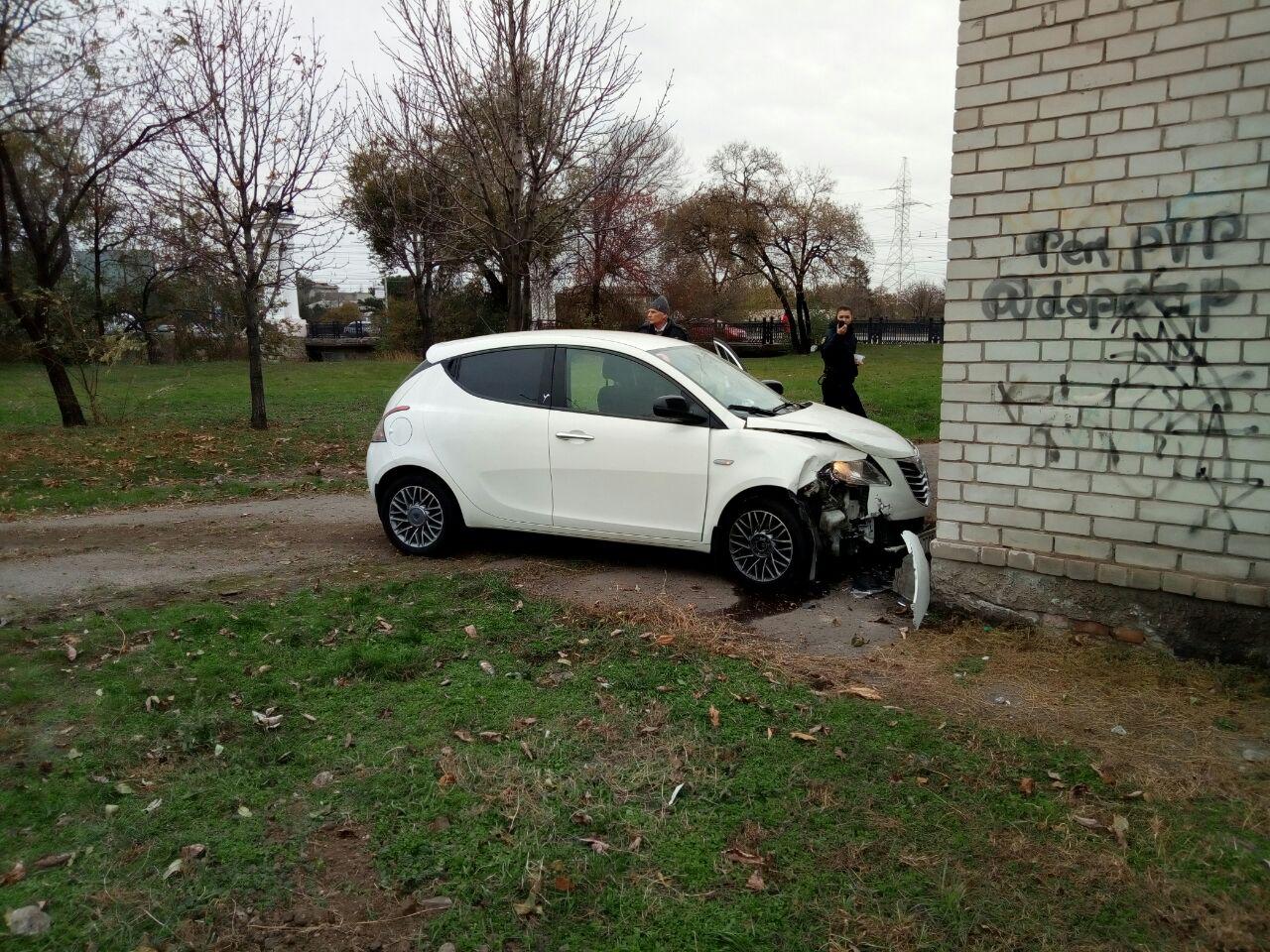 Авария на Соборном. Все фото: патрульная полиция