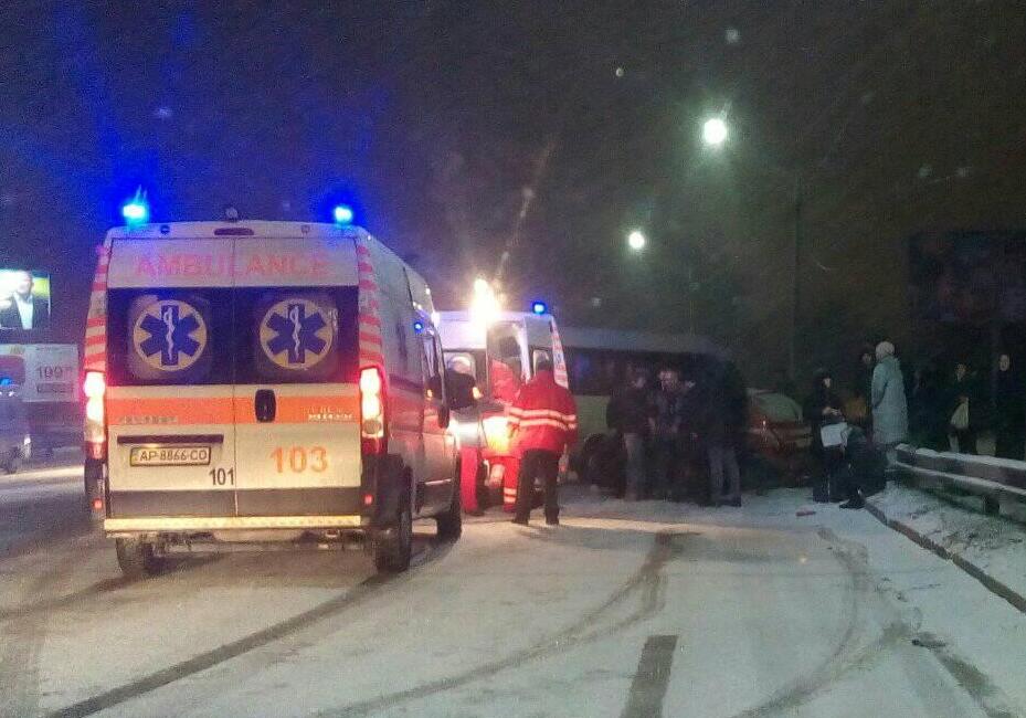 Авария на Шевченковском. фото: fb Максим Сидоренко
