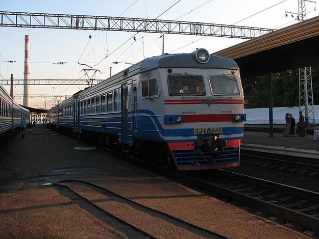 Электричка в Геническ