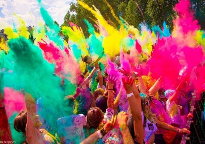 В Полтаве проведут фестиваль Color Fest Poltava